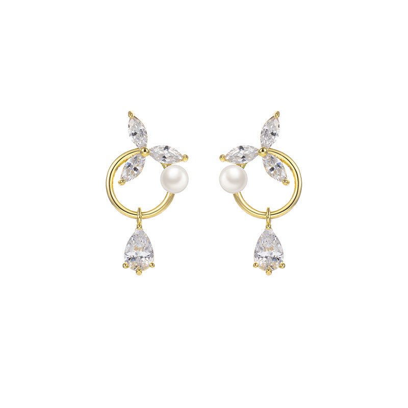 Pearl Flower Earrings | Haus of Portia
